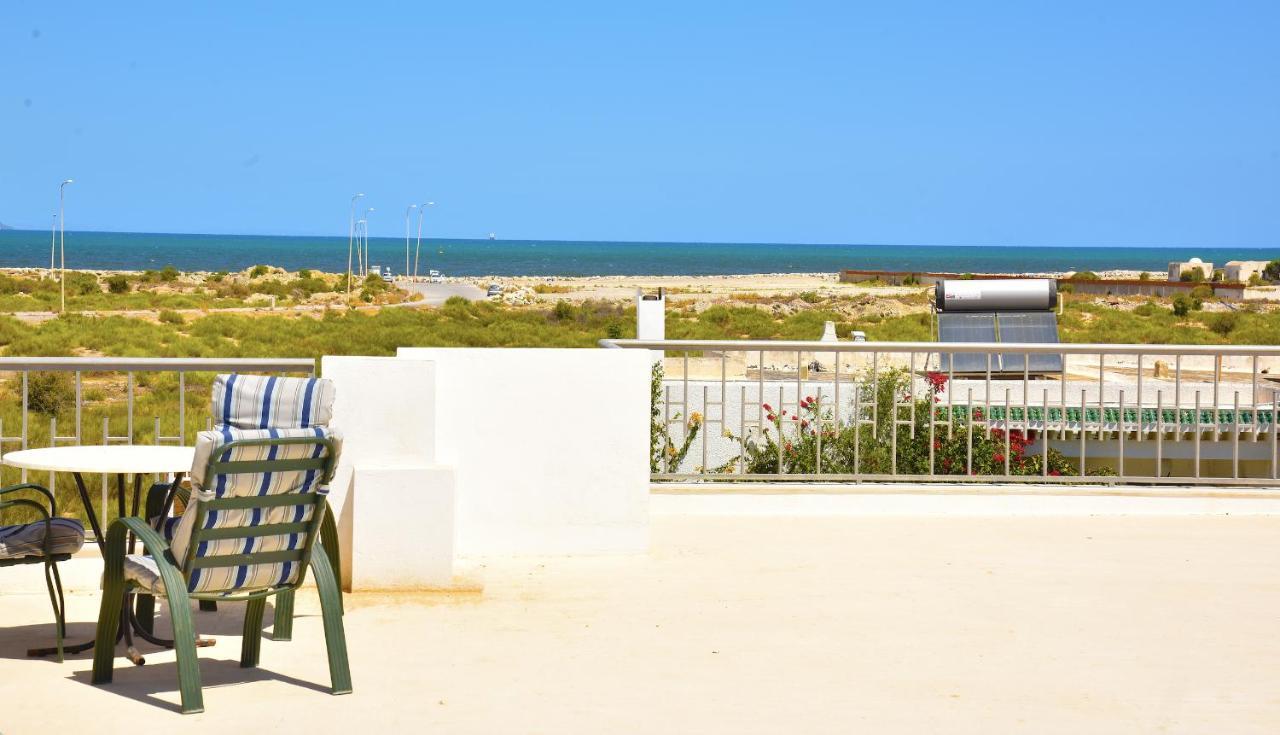 Appartements Neufs Et Modernes Entre Ter Et Mer Soliman Exterior photo